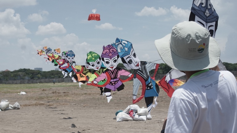 Cilacap Borong Juara Surabaya Kite Festival