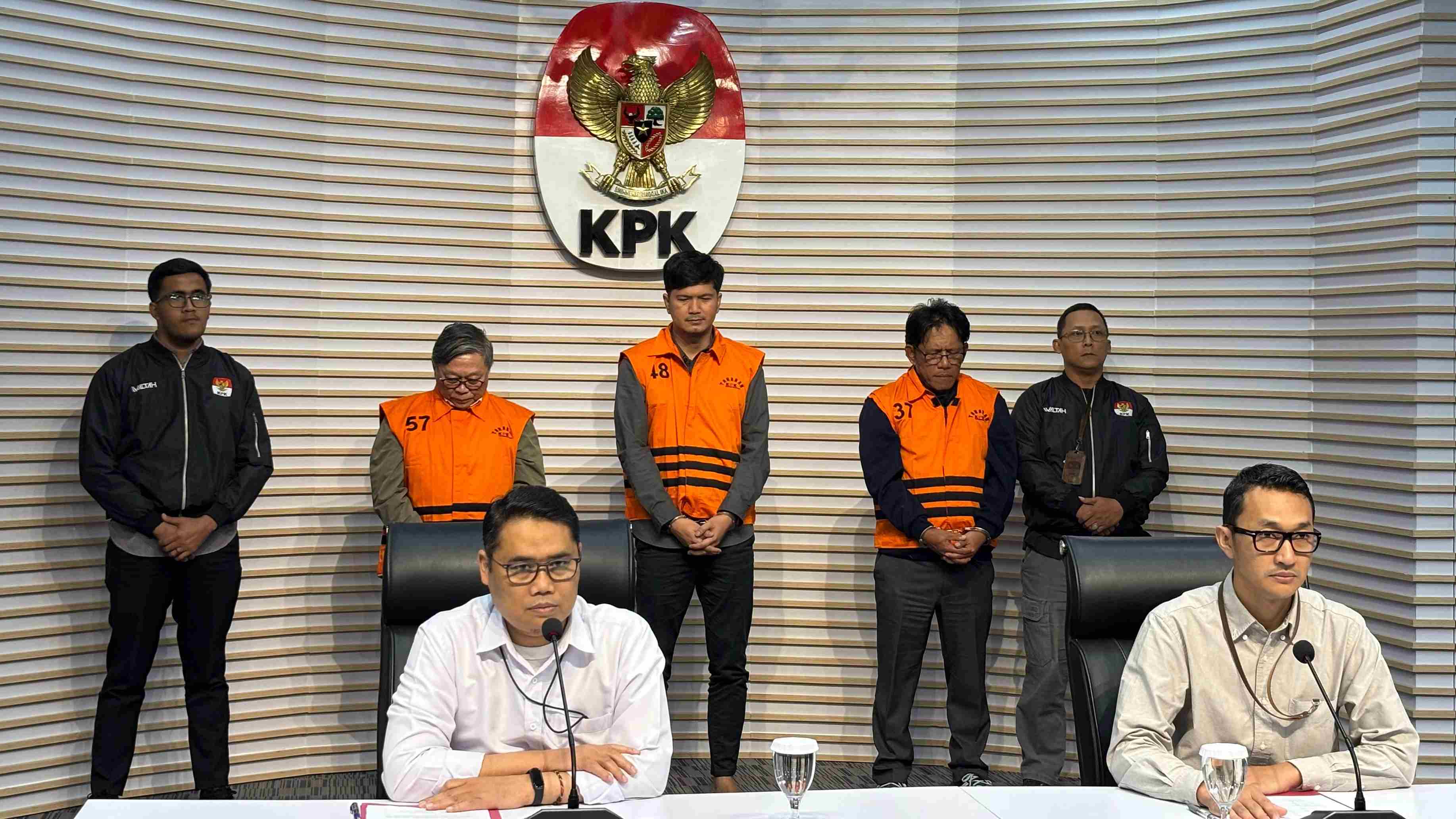 KPK Tahan Dirut INHUTANI V Atas Dugaan Suap Pengelola Kawasan Hutan