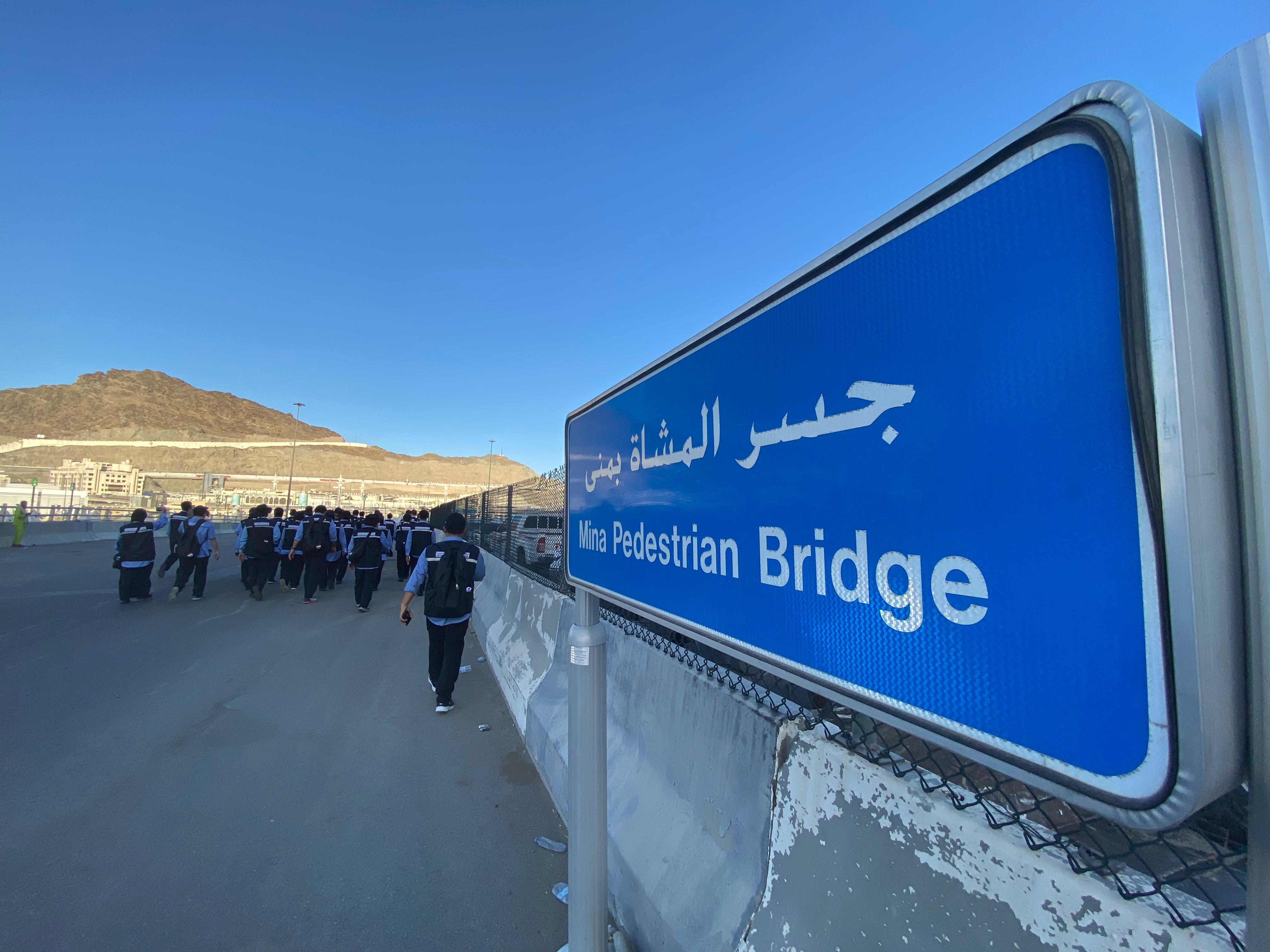 Evakuasi Estafet Jadi Andalan Petugas Haji Hadapi Kepadatan Ekstrem di Terowongan Mina