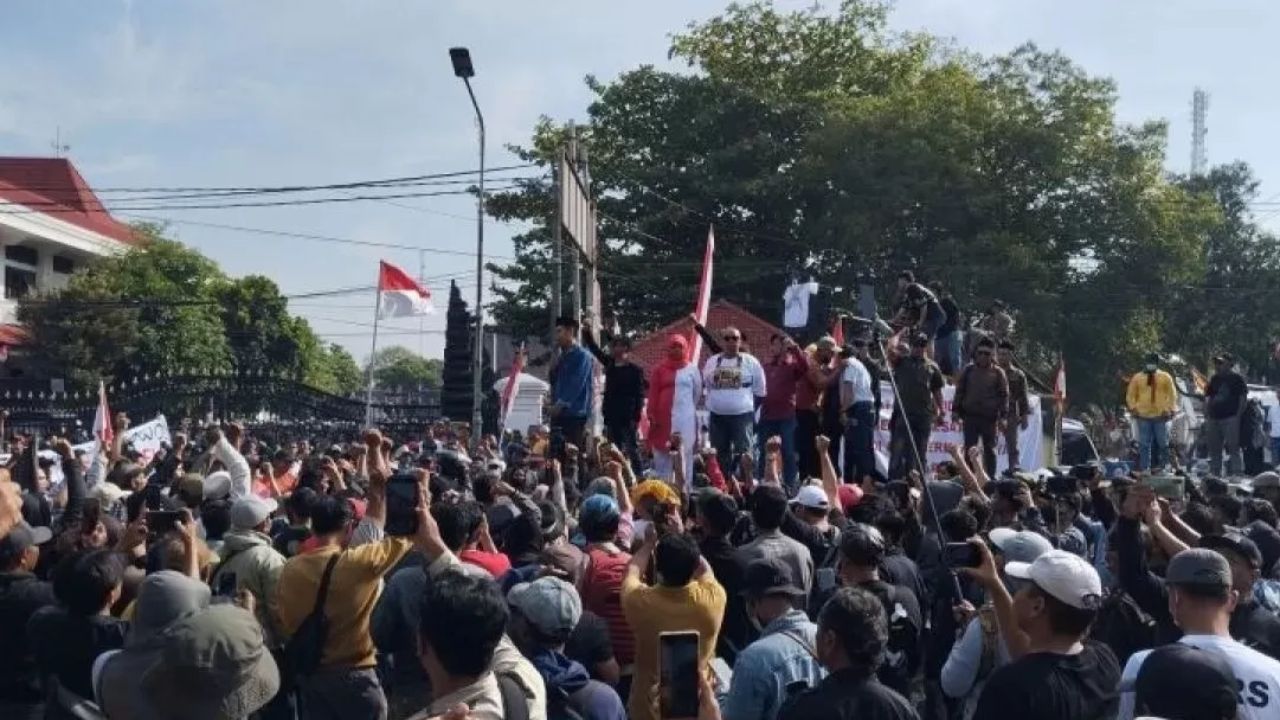Berikut 6 Tuntutan Warga Pati yang Gelar Demo Hari Ini!
