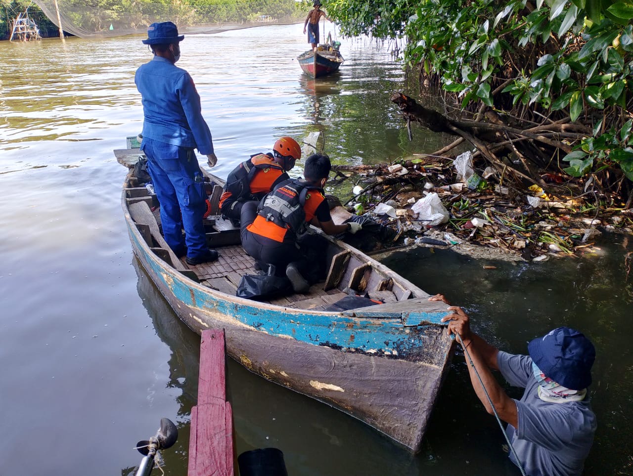 1 Kru Kapal RIB yang Hilang Akhirnya Ditemukan Tim SAR, Terseret Hingga Radius 15 Kilometer