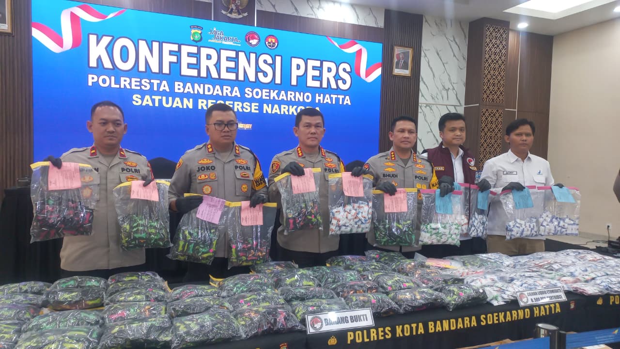 WN Malaysia Terlibat Peredaran Vape Mengandung Zat Etomidate, Disembunyikan Pakai Kemasan Mirip CPU