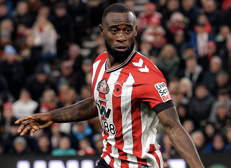 Arne Slot Ungkap Alasan Liverpool Gagal Datangkan Lutsharel Geertruida 