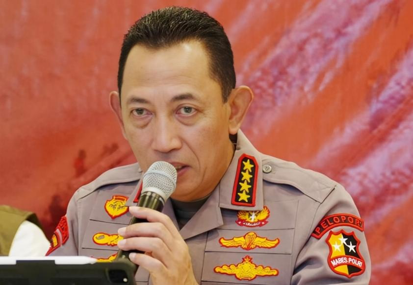 Kapolri Angkat Bicara soal Penangguhan Penahanan Roy Suryo dan Dokter Tifa 