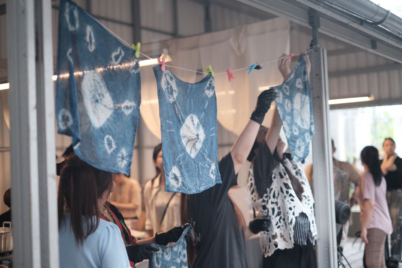 Shibori: Kreasi Motif Jepang di Atas Kain Ramah Lingkungan