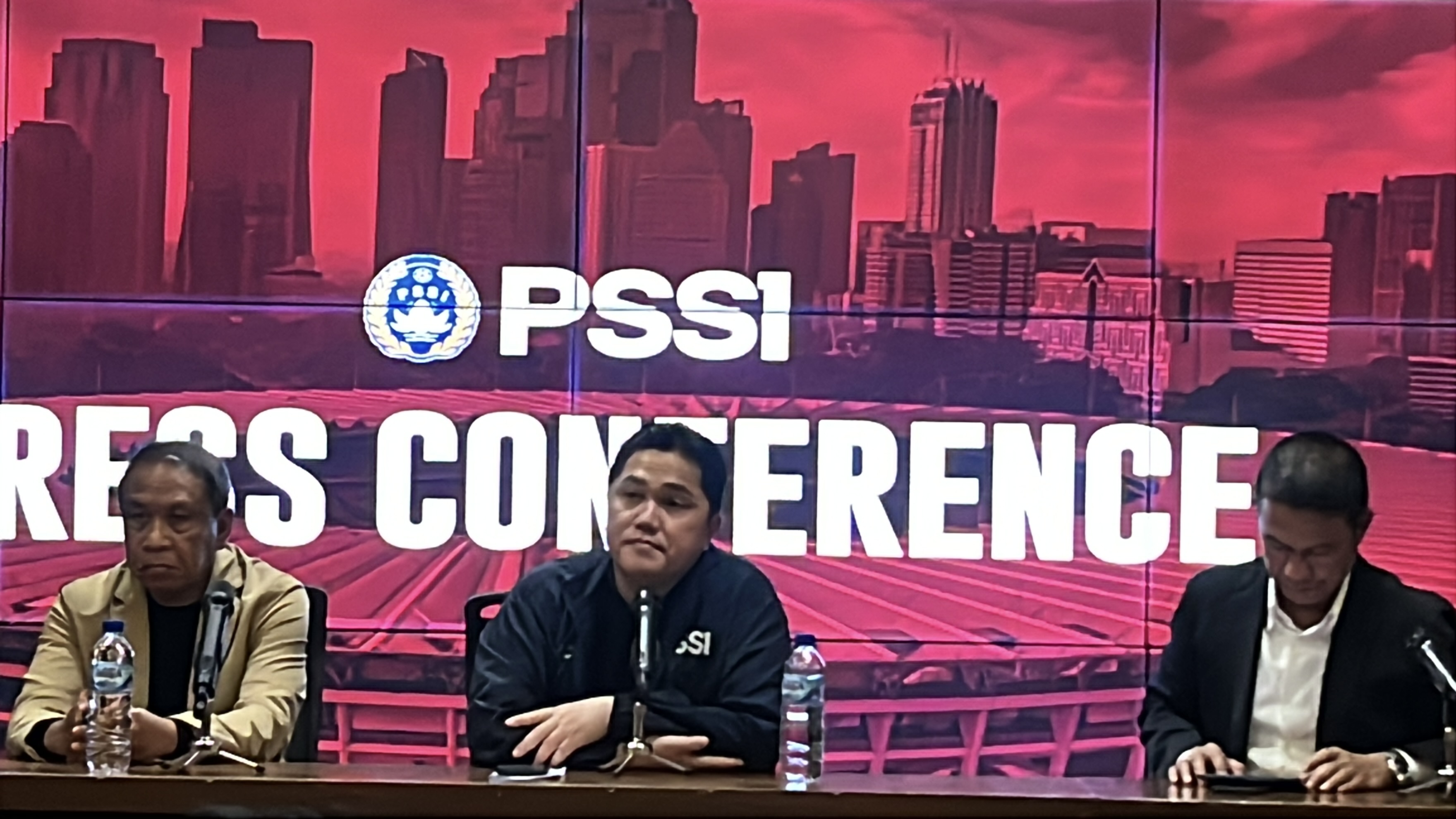 Gerald Vanenburg Dievaluasi Total, Erick Thohir Tegaskan Pemilihan Pelatih Timnas U-23 Butuh Pertimbangan Matang