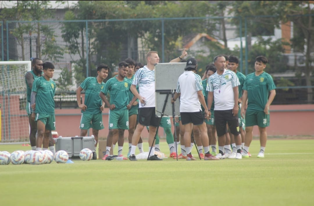 Persebaya Menggelar Recovery Training, Tiga Pemain Ini Berlatih Terpisah