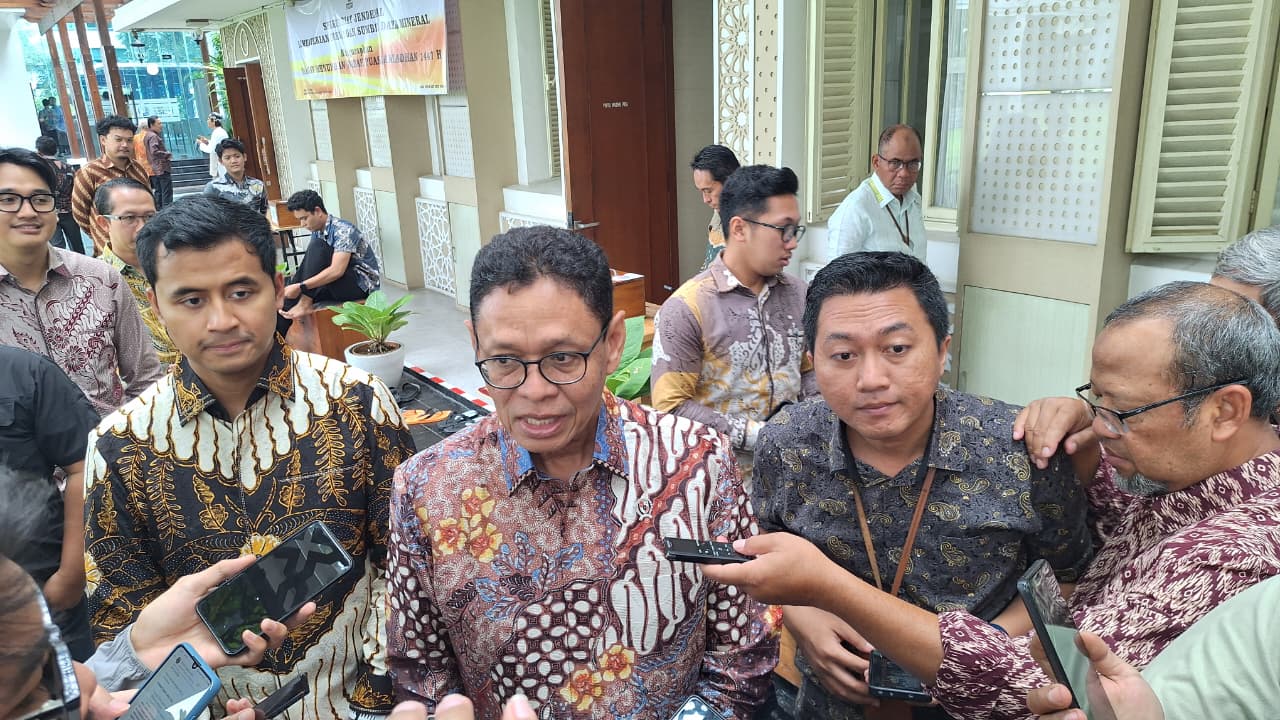 ESDM Pastikan Panel Surya Kena Tarif 104,38 Persen AS Hanya Transhipment, Industri Dalam Negeri Dievaluasi