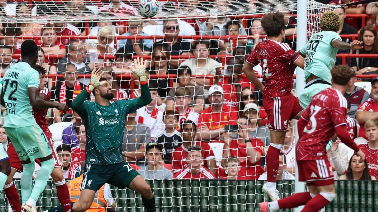 Rating Pemain Liverpool yang Kena Comeback AS Monaco, Belakang Amburadul