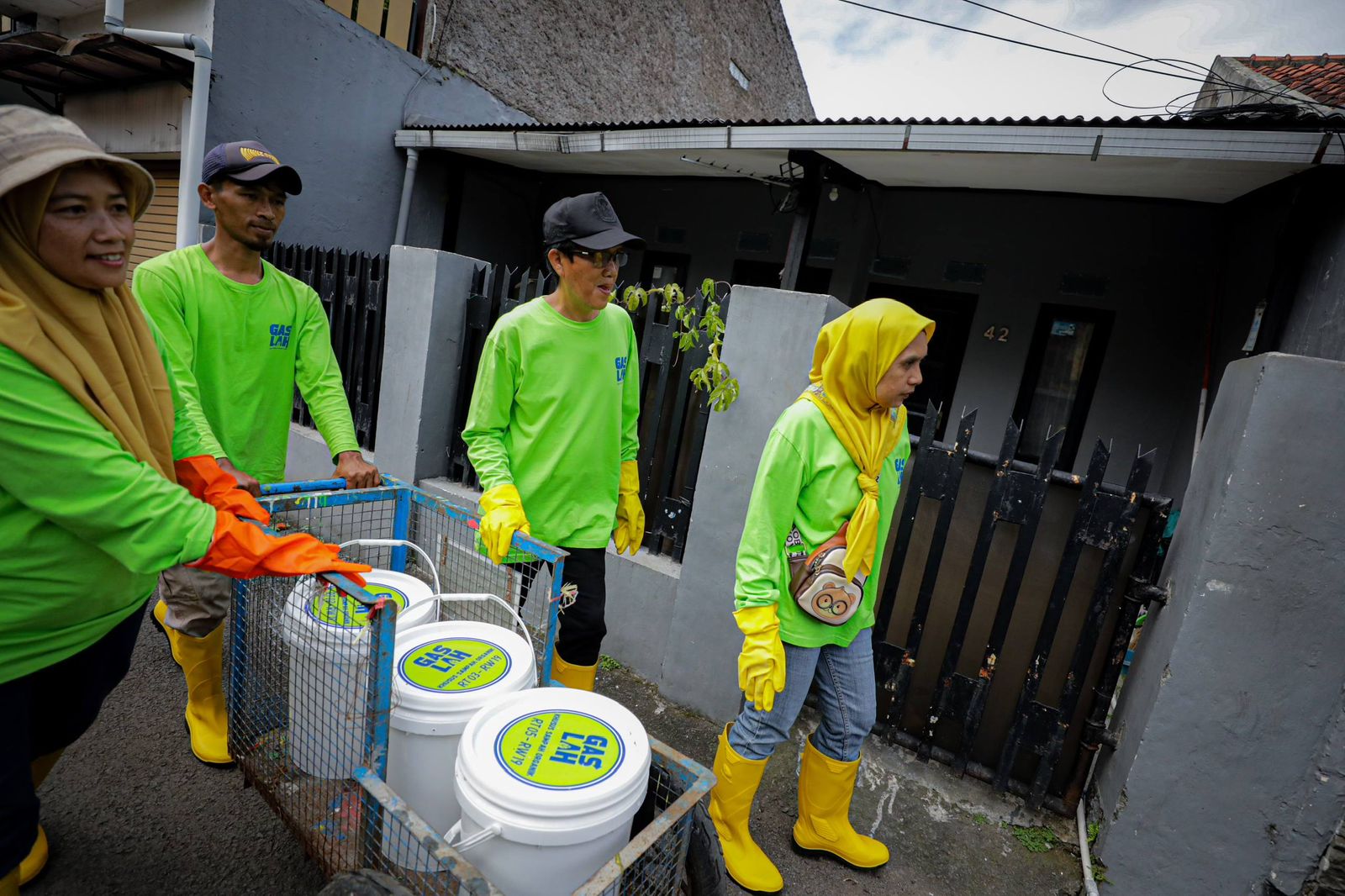 Walkot Bandung Farhan Fokuskan Pengolahan Sampah Tiap Jumat-Minggu