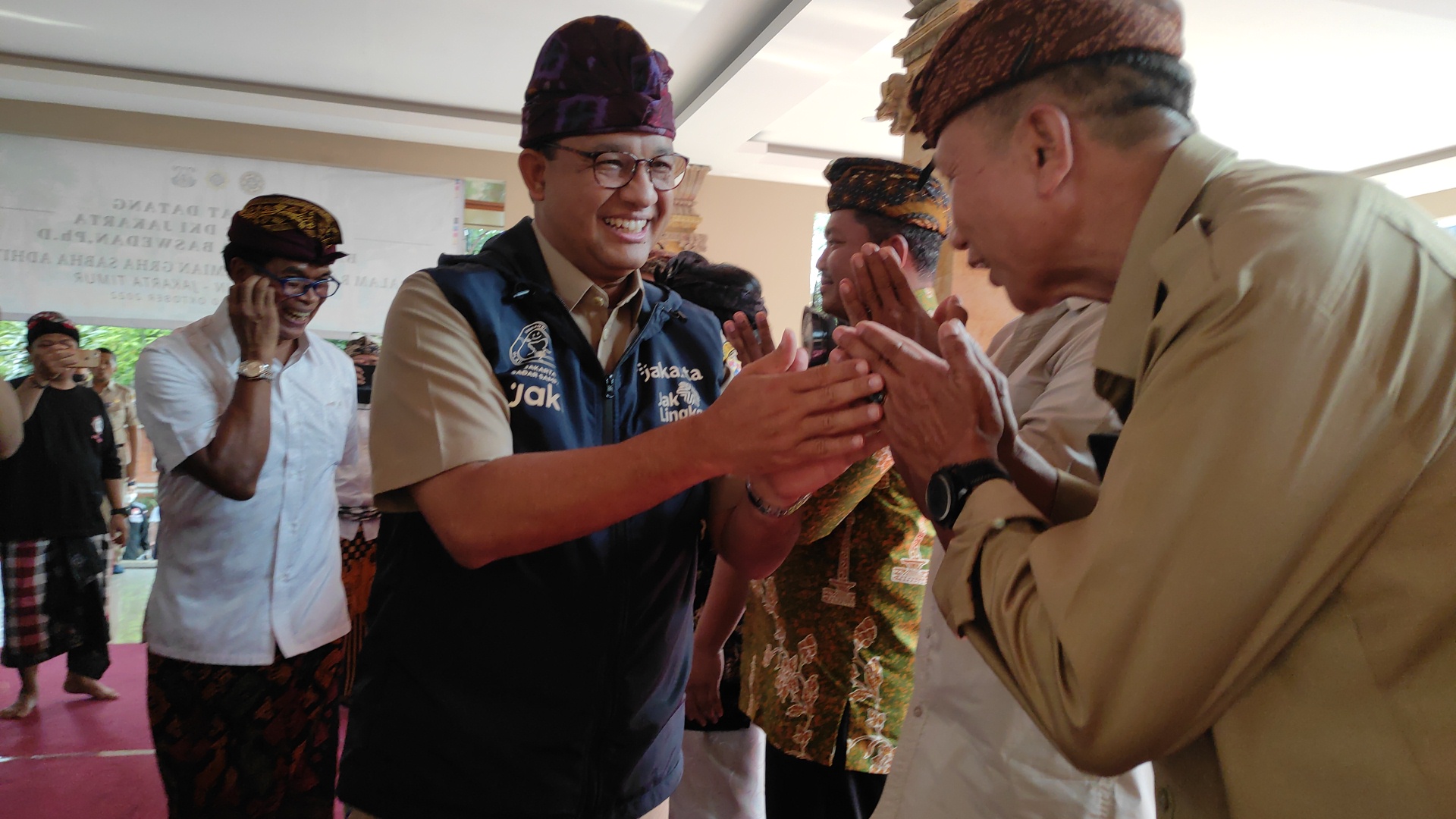 Senin Terakhir jadi Gubernur DKI Jakarta, Anies Pamitan ke Masyarakat Hindu Bali 