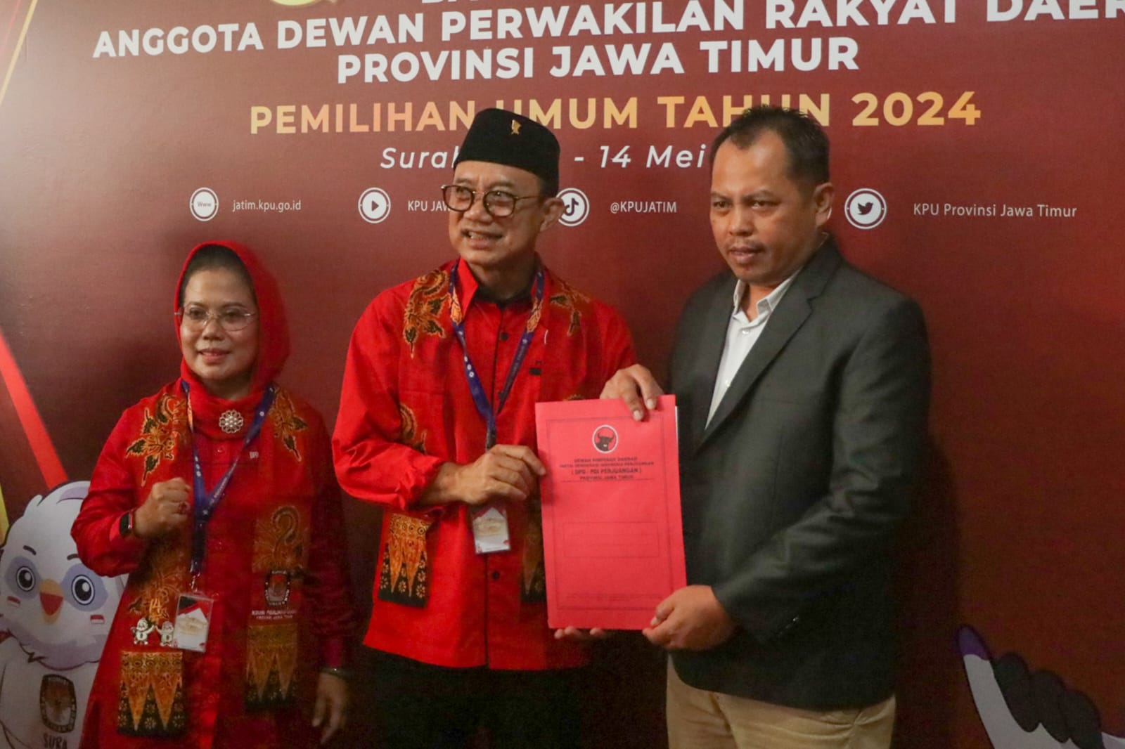 Daftarkan 120 Caleg, PDIP Ingin Rebut 44 Kursi DPRD Jatim