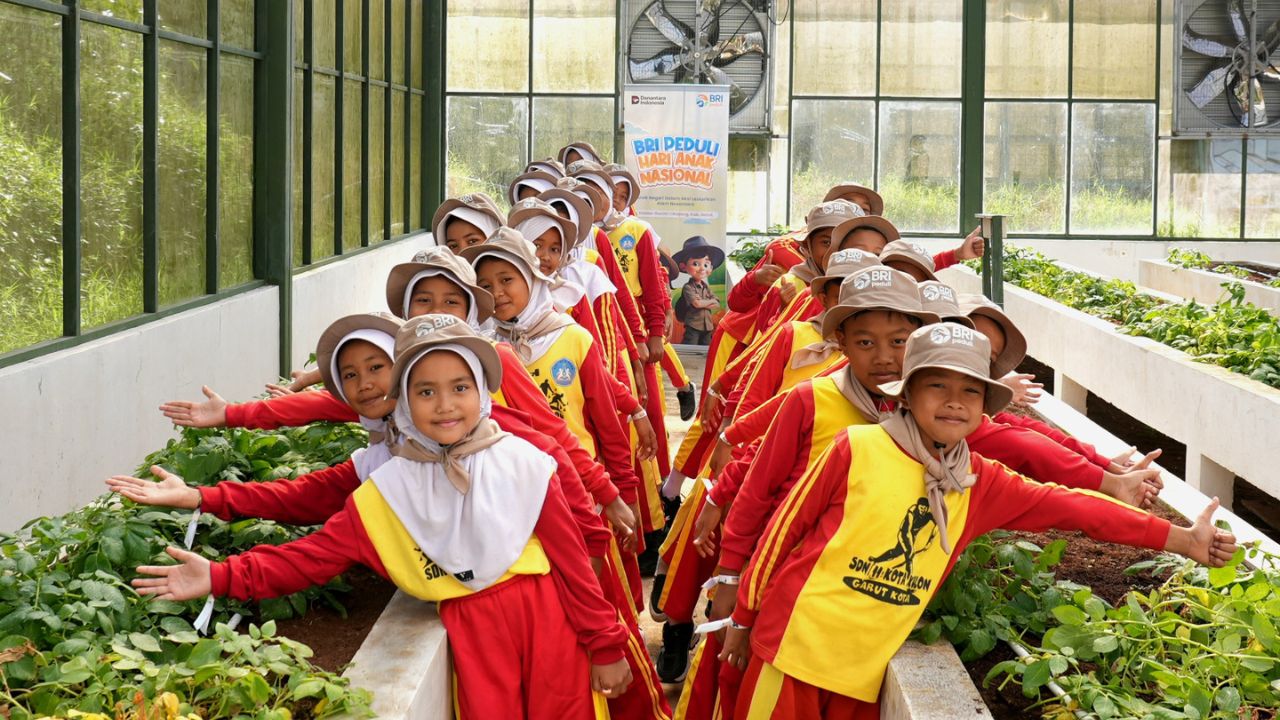 BRI Peduli Rayakan Hari Anak Nasional 2025 dengan Kegiatan Agroedukasi di Garut