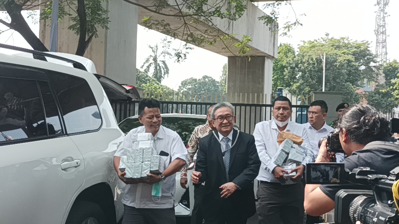 Selain Rp 27 Miliar, Maqdir Ismail Klaim Pernah Serahkan Rp 8 M Terkait Korupsi BTS ke Kejagung