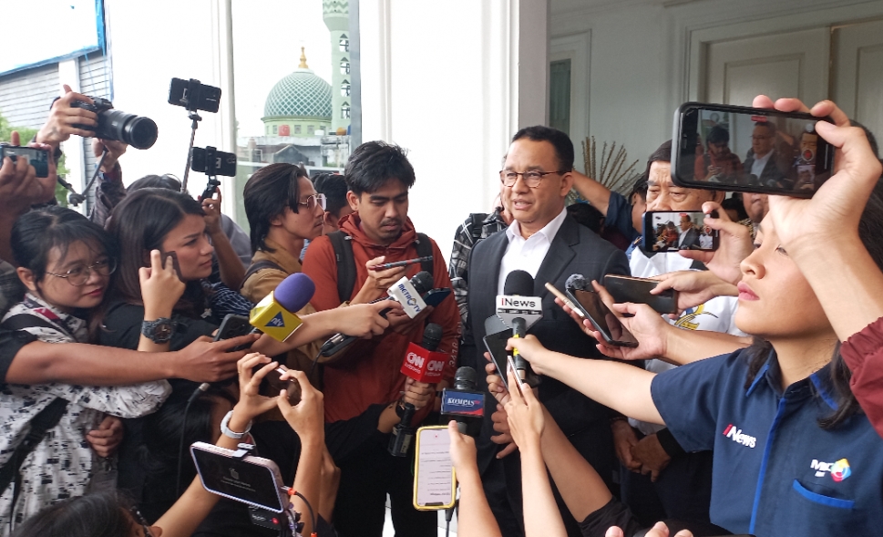 Ridwan Kamil Bilang Bakal Cinta Persija Jika Terpilih, Anies: Saya dari Dahulu