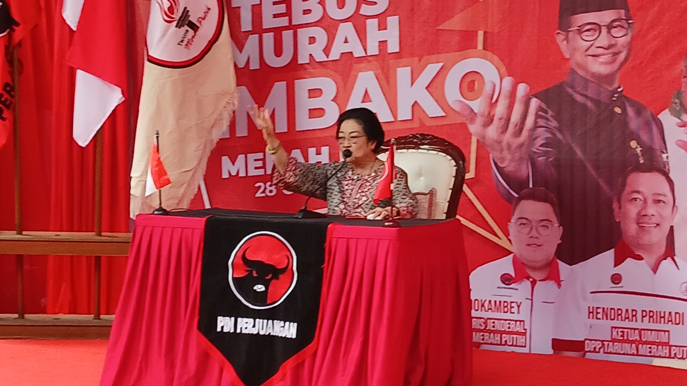 Megawati Sebut Ada Orang yang Menolak Dijadikan Cagub: Nggak Disiplin Keluar Saja!