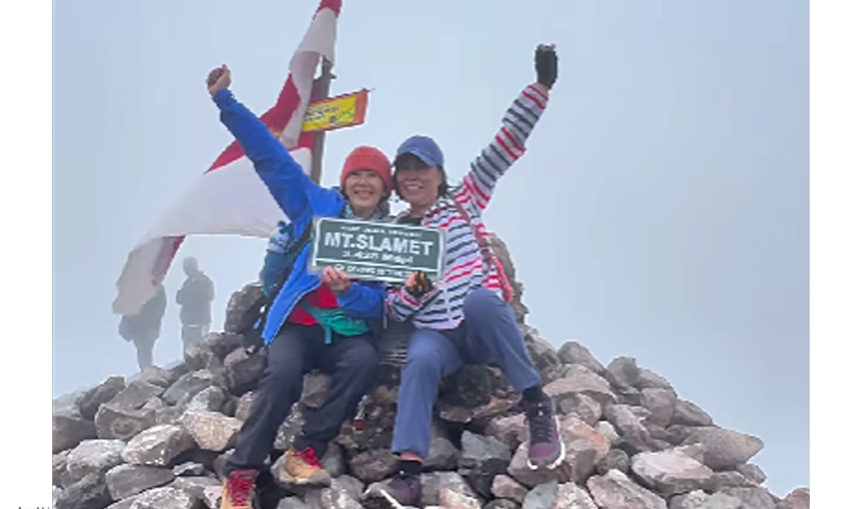 Jasad Lilie dan Elsa Dua Pendaki Wanita Tewas di Gunung Cartenz Akan Diterbangkan ke Jakarta Hari Ini  