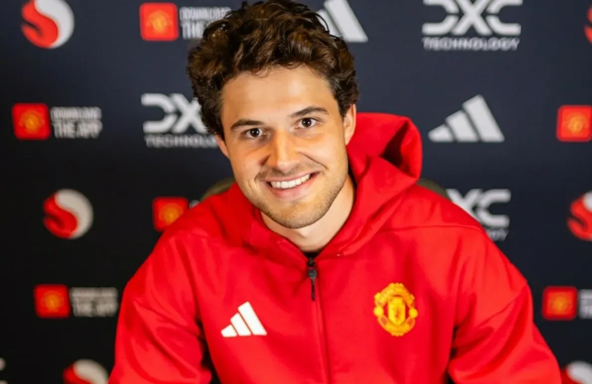 Legenda Kiper Manchester United: Senne Lammens Bakal Hadapi Tekanan Besar, Resiko Tinggi Bagi Setan Merah