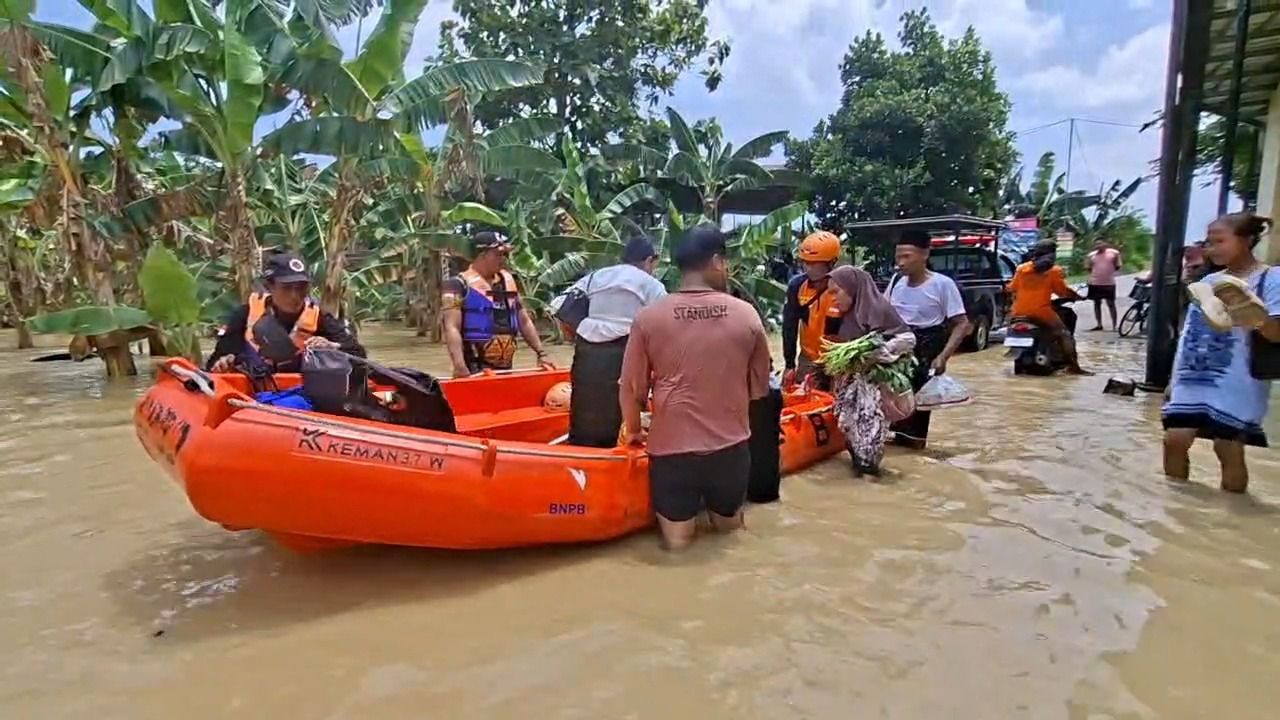 Banjir Terjang Demak, 583 Jiwa Mengungsi dan Satu Warga Dilaporkan Hilang