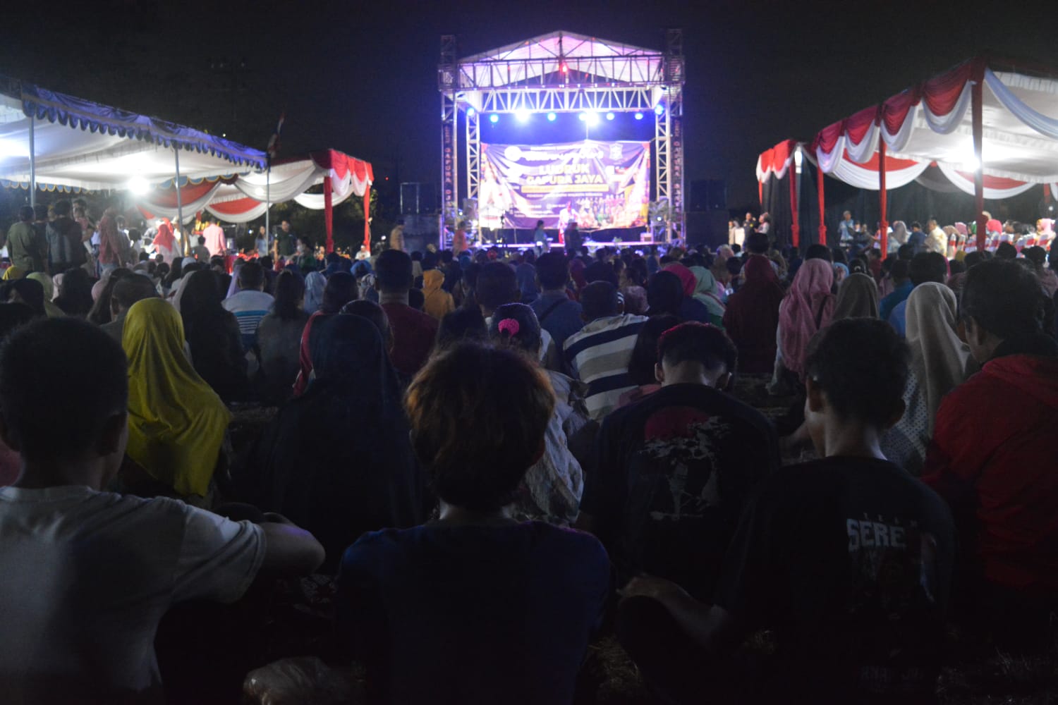 Ludruk Gapura Jaya di Bangkingan: Eri Cahyadi Batal Tampil, Antusiasme Penonton tetap Tinggi