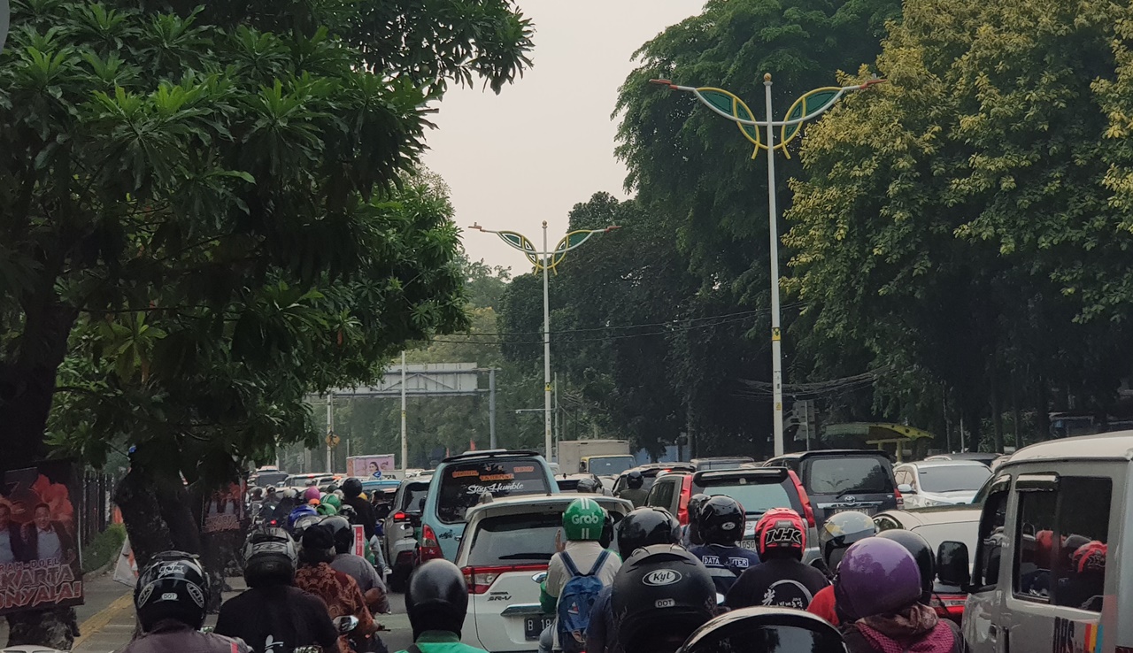 Jelang Laga Indonesia vs Jepang, Jalan Menuju GBK Terpantau Macet