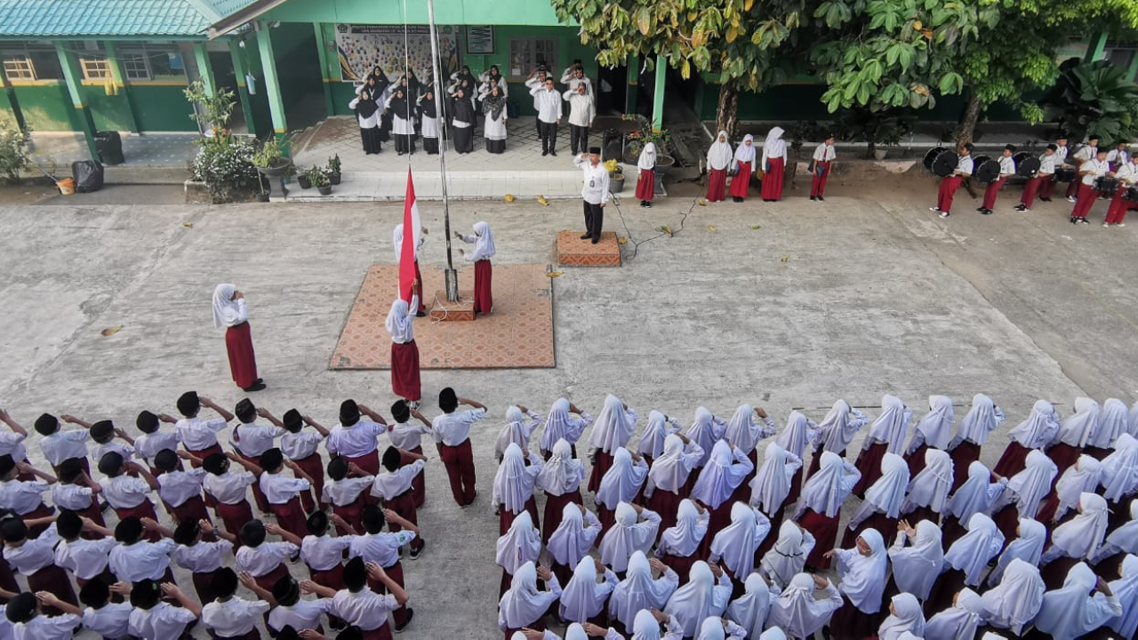 Panduan Resmi! Susunan Upacara Hardiknas 2025 dari Kemendikdasmen, Lengkap Naskahnya