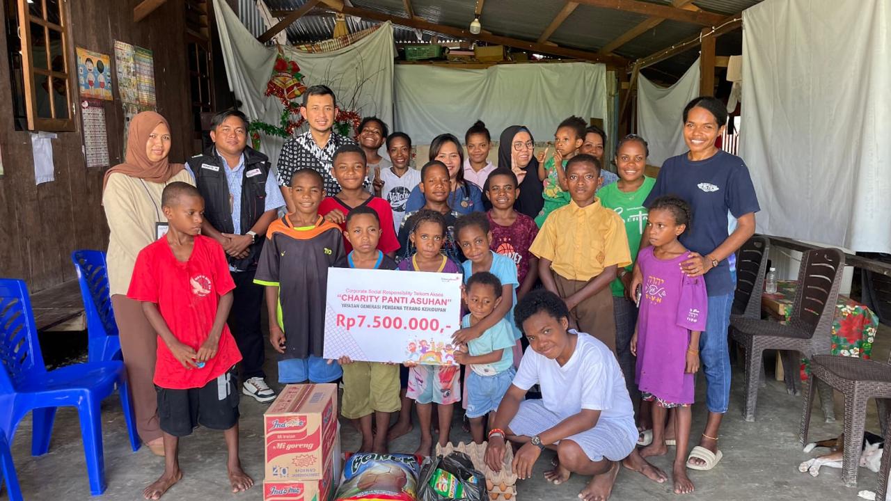 Telkom Akses Wujudkan Kepedulian Sosial Melalui Rangkaian Program ESG di Nias, Kupang dan Jayapura