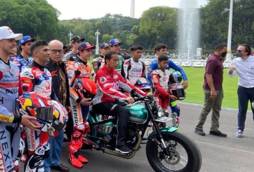 Gaspol, Dilepas Jokowi, 20 Pembalap Dunia Ikuti Parade MotoGP di Jakarta