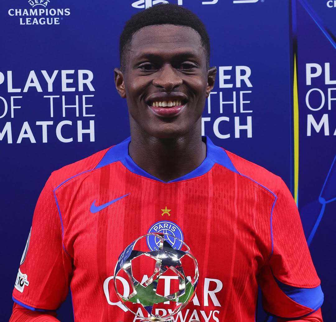 Rating Pemain PSG yang Melibas Bayer Leverkusen 7-2, MOTM-nya Malah Nuno Mendes 