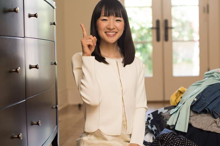 5 Tips Menata Buku ala Marie Kondo