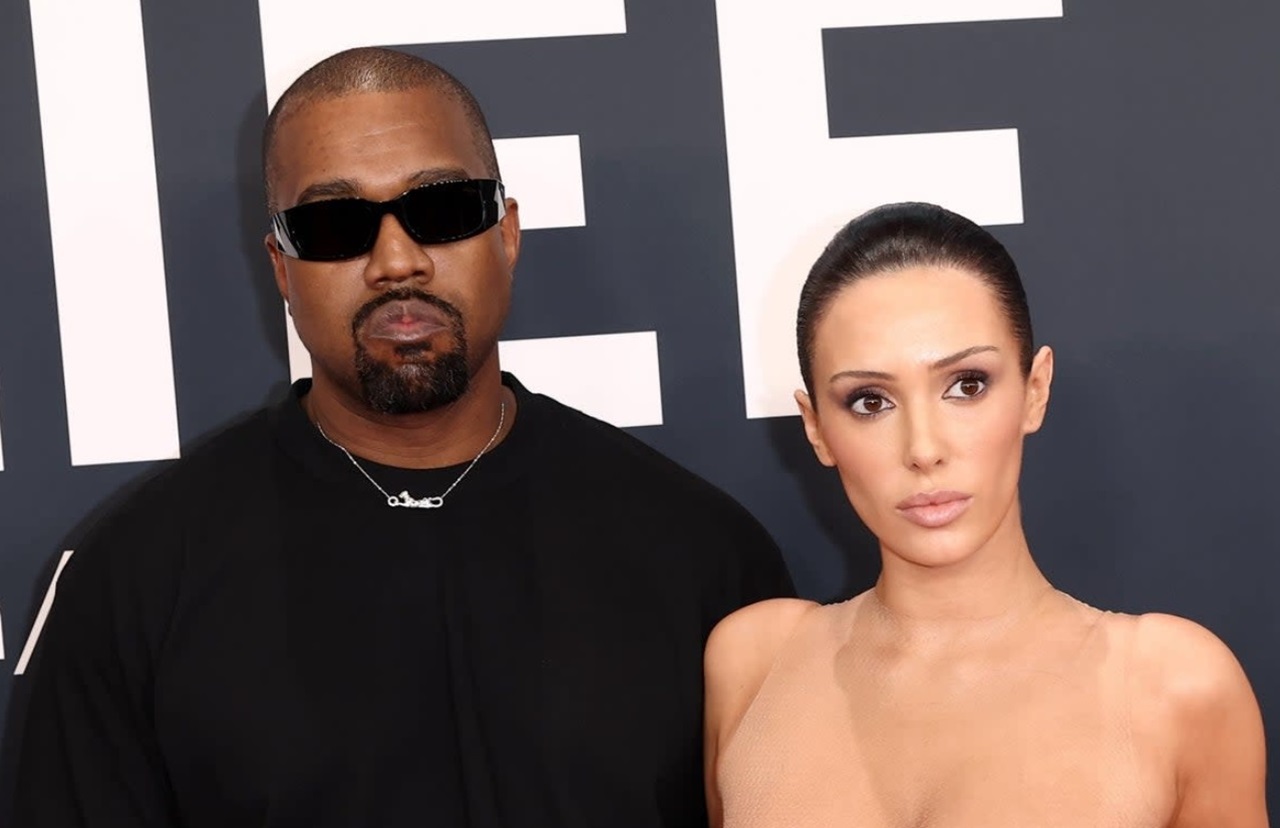 Kanye West dan Bianca Censori Diusir dari Grammy Awards 2025 Gara-Gara Dress Tembus Pandang? Ini Faktanya