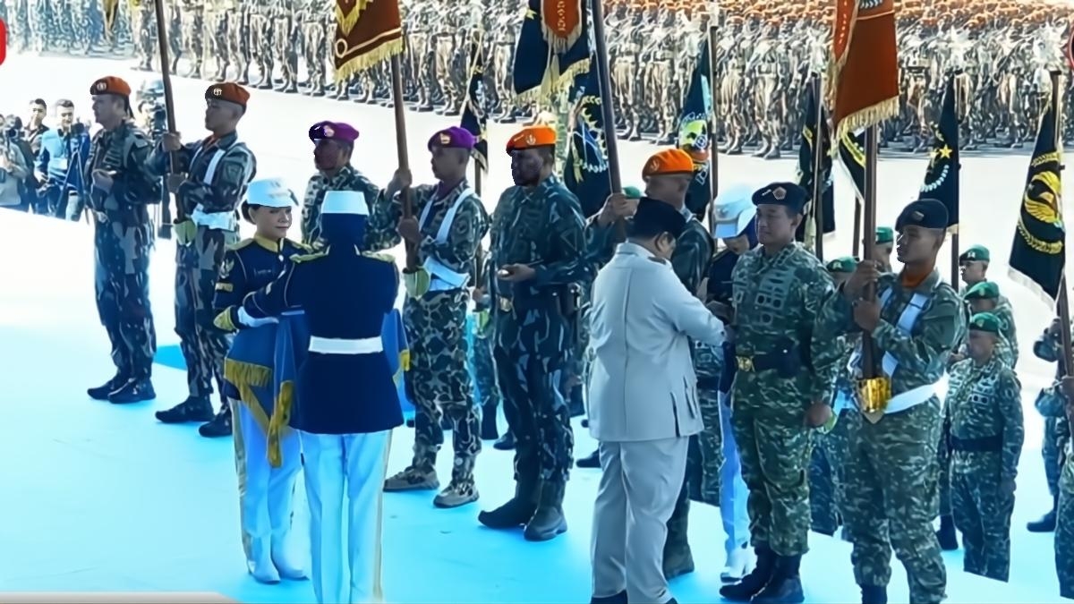 Prabowo dalam Upacara TNI: Tidak Ada Bangsa Merdeka Tanpa Tentara yang Kuat