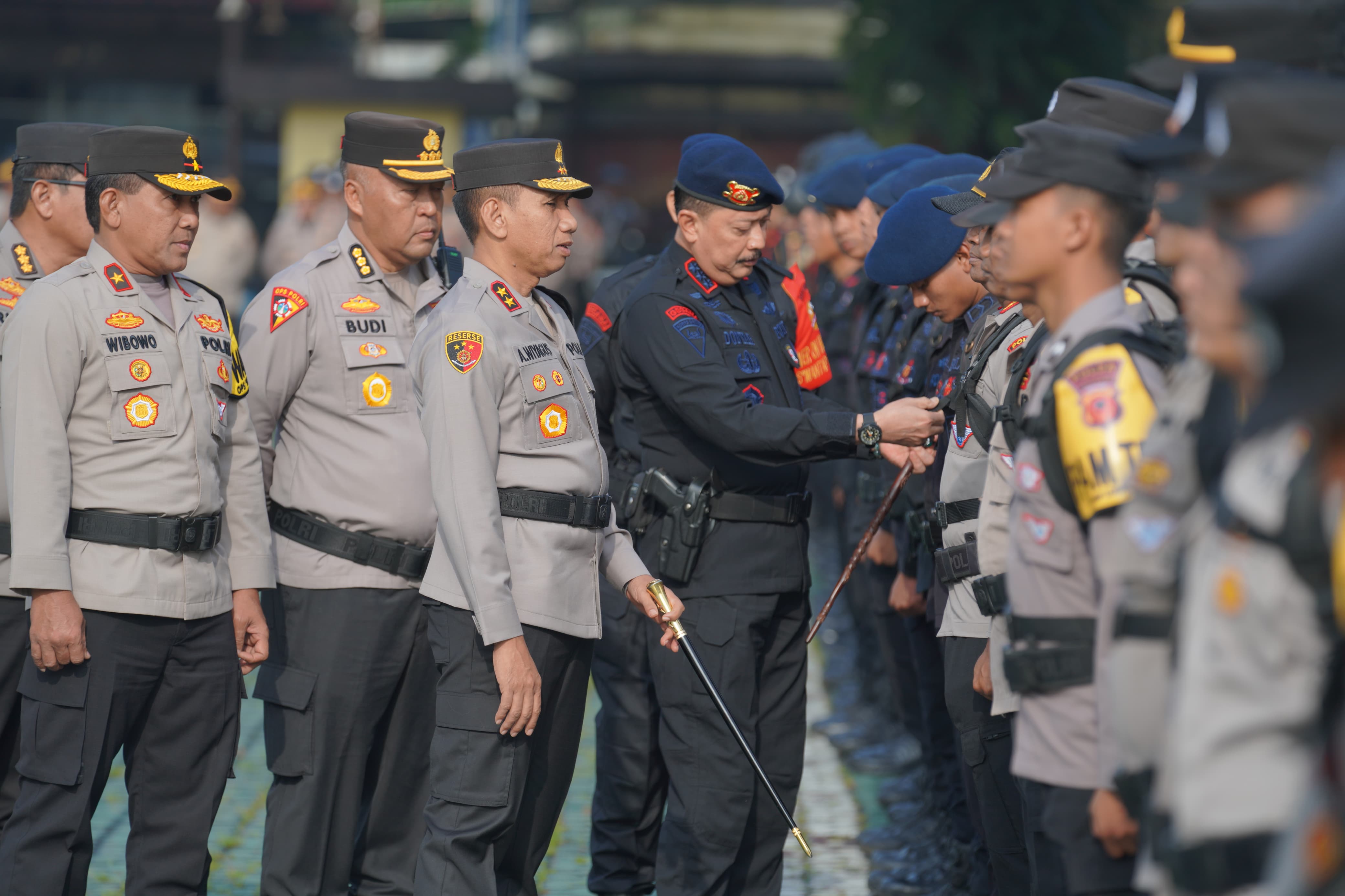 Kapolda Jabar Pimpin Apel Pergeseran Pasukan, Pesankan Ini Jelang Pilkada