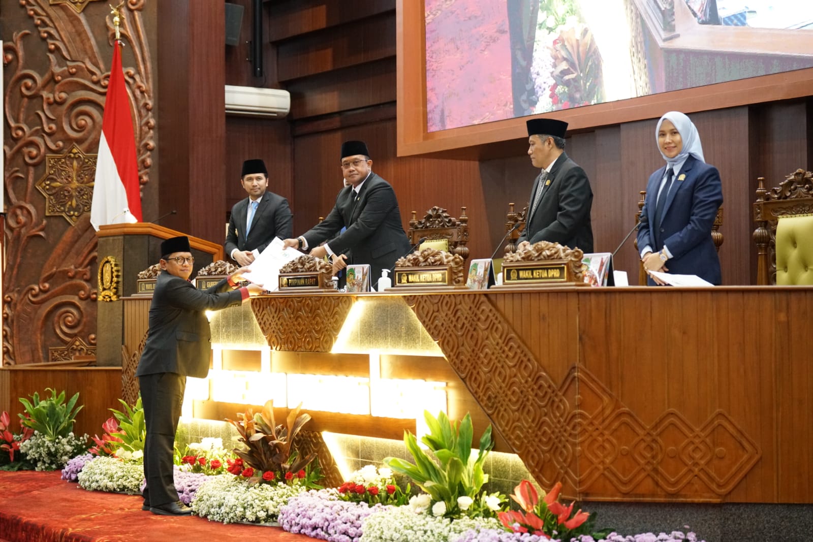 F-PDIP Jatim Setujui Perubahan Status Petrogas Jatim Utama Menjadi Perseroda