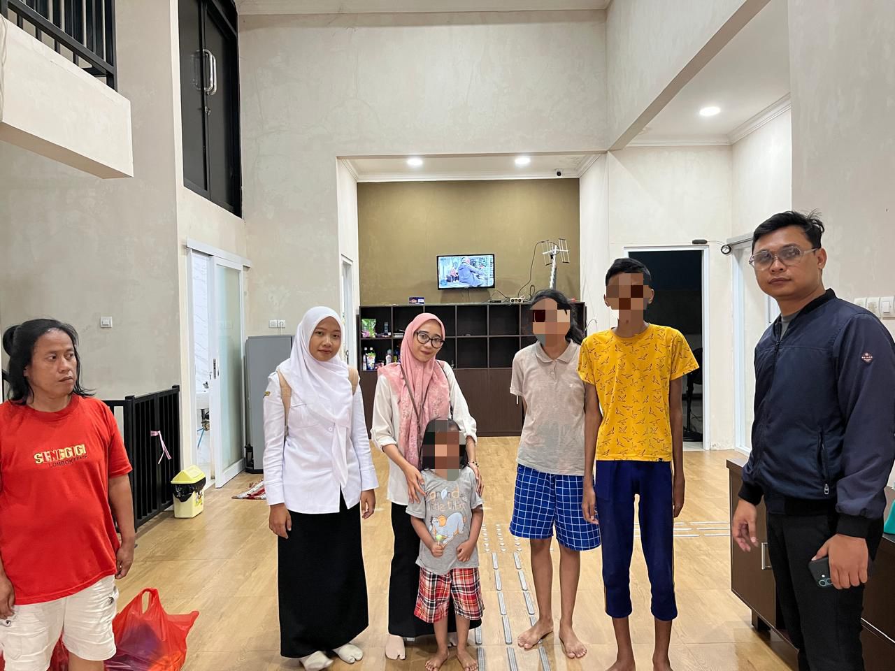 5 Bersaudara di Gresik Telantar setelah Ayah Meninggal dan Ibu Menghilang