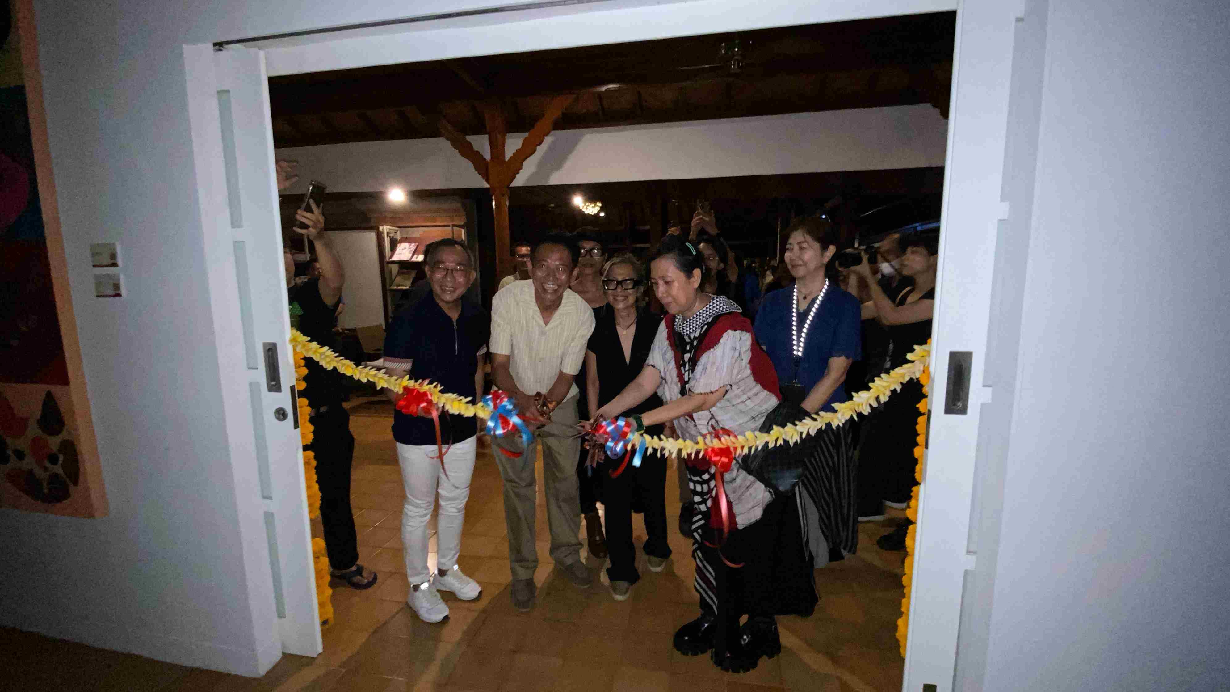 5 Seniman Perempuan Gelar Pameran Bertema ‘Denyar Renjana’ di Santrian Art Gallery Sanur