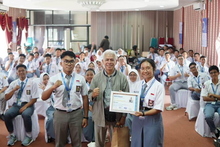 Hatta Aksara Project dan YPBH Gelar Latihan Kepemimpinan Ketua OSIS se- Indonesia