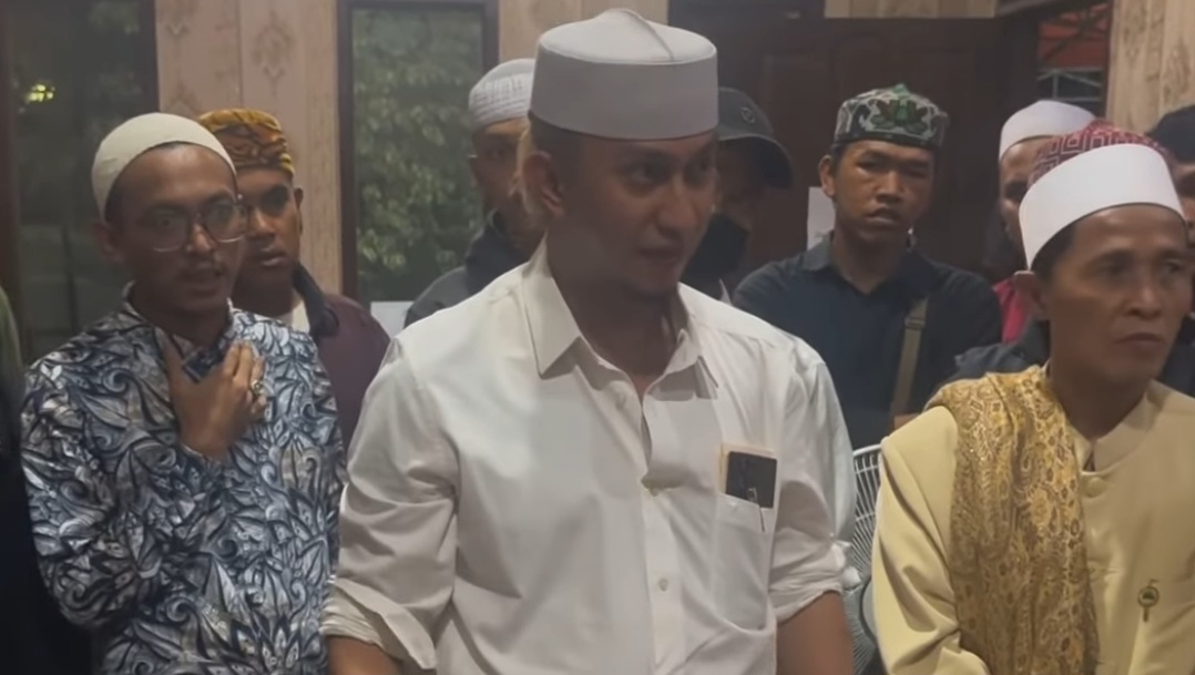 Bahar bin Smith Mangkir dari Panggilan Polisi, Minta Pemeriksaan Ditunda!