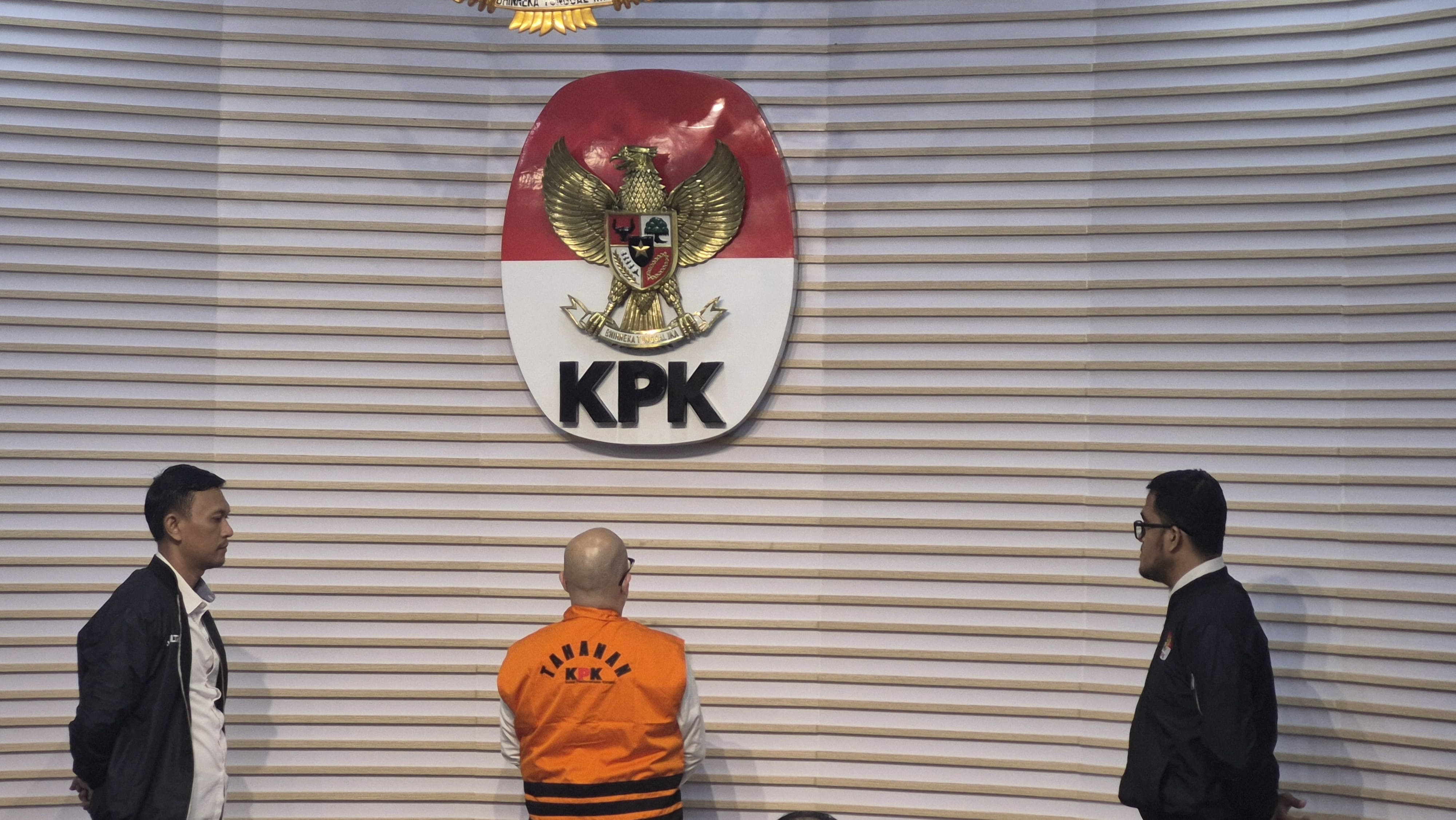 Eks Direktur Utama Taspen Antonius Kosasih Ditahan KPK 