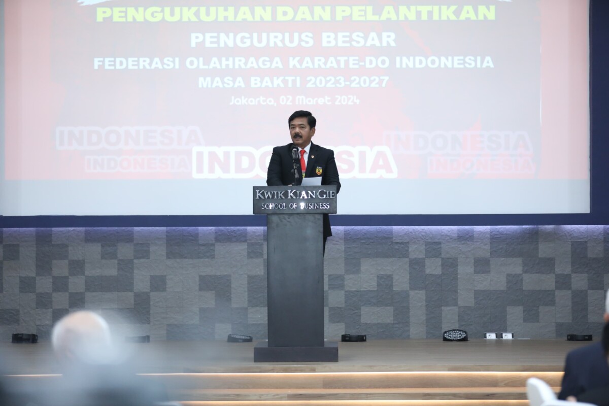 Dikukuhkan sebagai Ketua Umum PB FORKI, Hadi Tjahjanto Siap Majukan Karate Indonesia