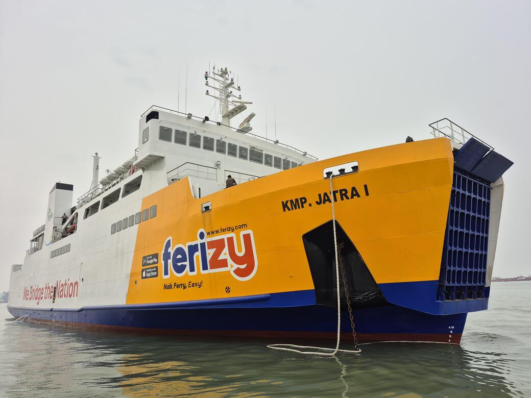 Angkut 44 Ton Bantuan ke Sumatera, ASDP Berangkatkan KMP Jatra I 