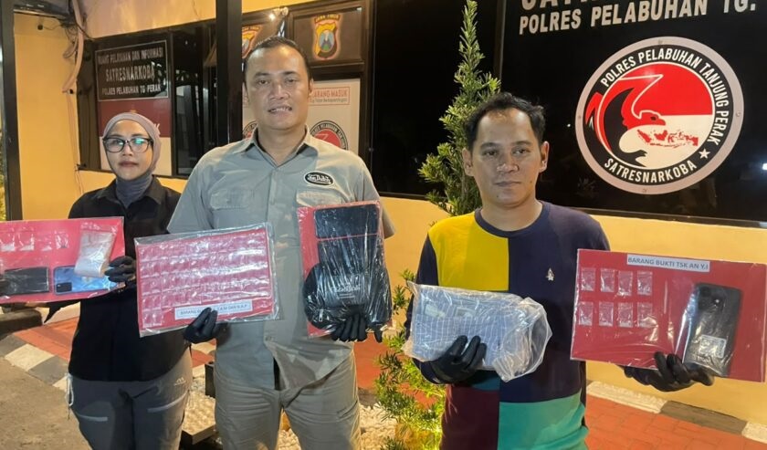 Polres Tanjung Perak Sita 28 Poket Sabu Seberat 15,4 Gram