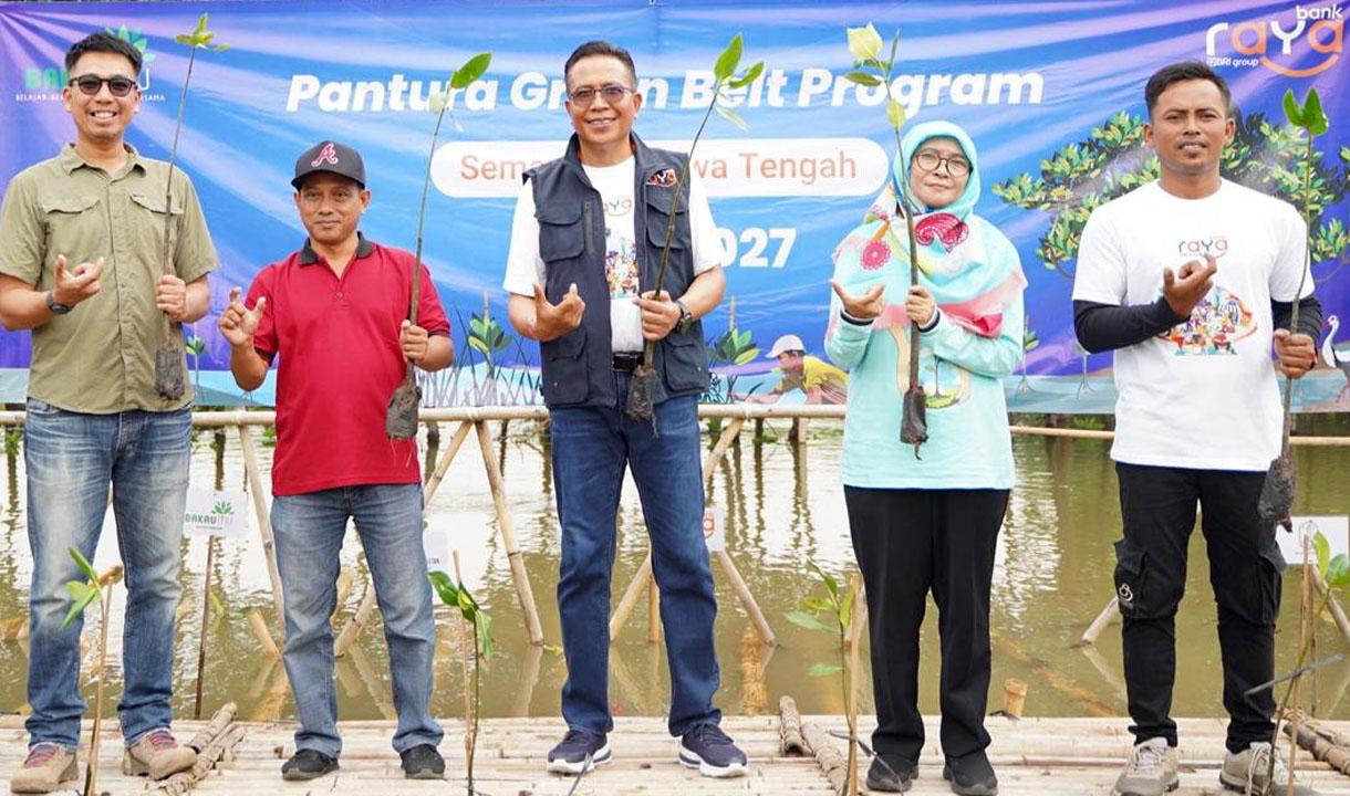 Bank Raya Dorong Program ESG Lewat Penanaman 3.500 Pohon Mangrove, Serap 2,3 Ton Karbon CO2