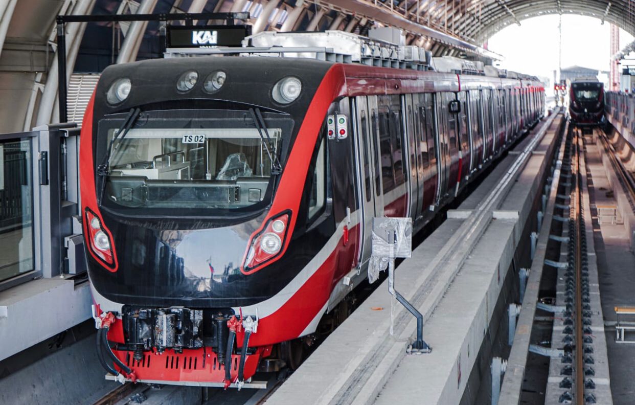 LRT Jabodebek Bakal Terima Kartu Kredit sebagai Alat Pembayaran untuk Penumpang