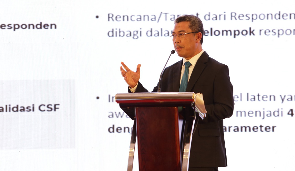 Raih Gelar Doktor, Direktur Human Capital dan Legal Hutama Karya Teliti Faktor Penentu Keberhasilan pada Pembiayaan Jalan Tol di Indonesia
