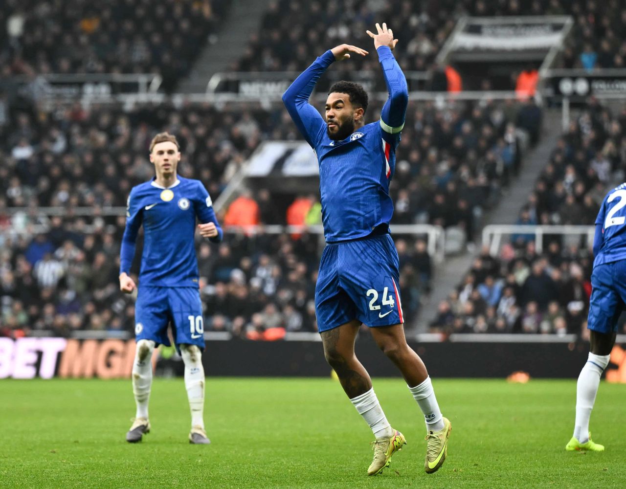 Newcastle vs Chelsea 2-2, The Blues Beruntung Enggak Kalah