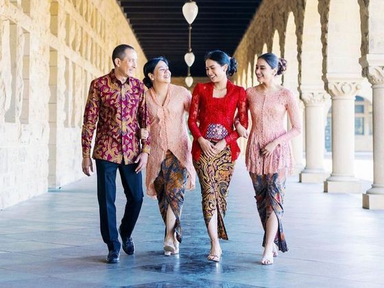 Referensi Kebaya Wisuda, Inspirasi dari Maudy Ayunda hingga Prilly Latuconsina