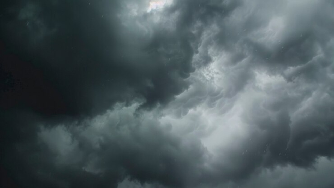 Cek Prakiraan Cuaca Hari Ini di Jabodetabek Pada Selasa, 11 Maret 2025: Didominasi Hujan Deras!