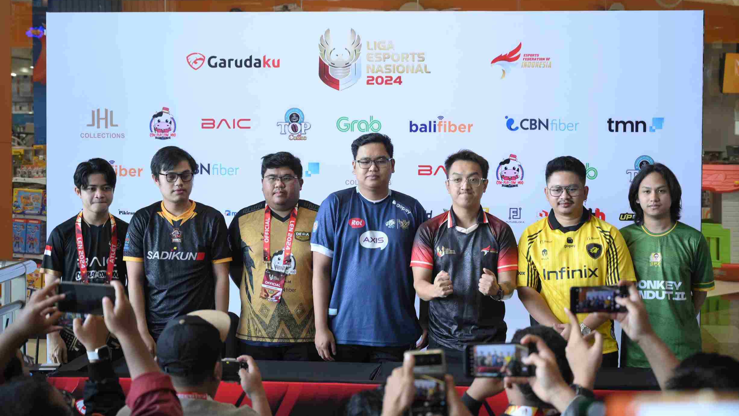 Liga 1 Esports Nasional Masuk Puncak Akhir, 6 Tim Berjuang Menjadi Sang Legenda Esports