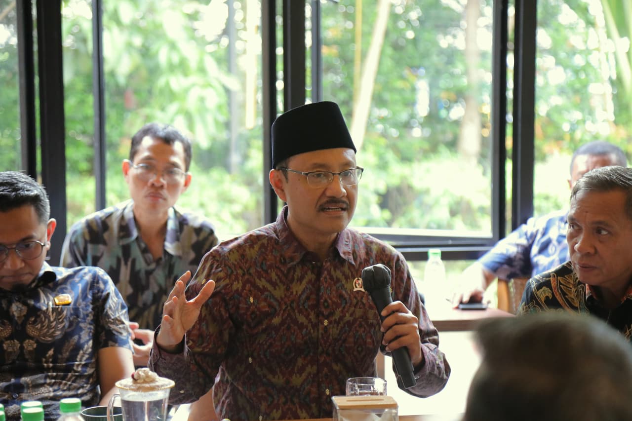 Gus Ipul dan Kepala Daerah Komitmen Buka 8 Sekolah Rakyat Baru